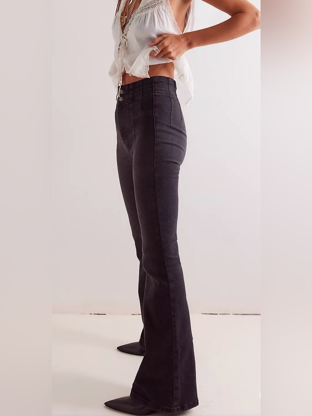 We The Free NWT Jayde Flare Jeans Black Onyx  Stretch Denim Women’s Size 25S
